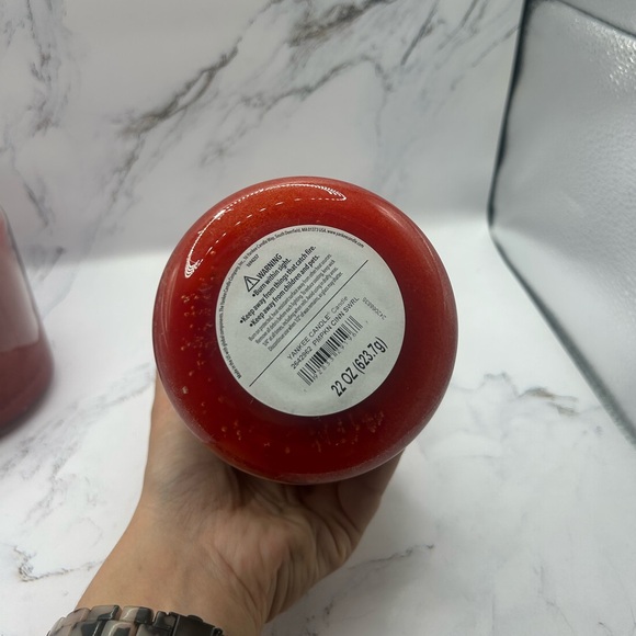 Yankee Candle Bundle of 2 Large 22oz Pumpkin Cinnamon Swirl Parisian Holiday - Picture 5 of 12